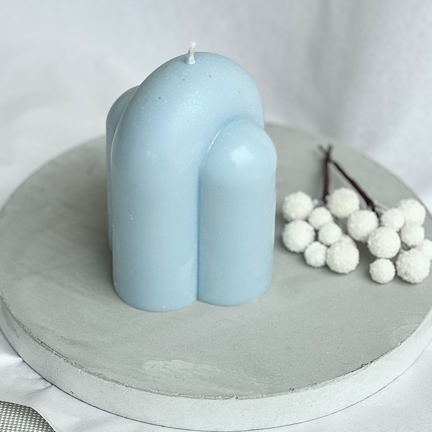 Frozen Small Arch Candle